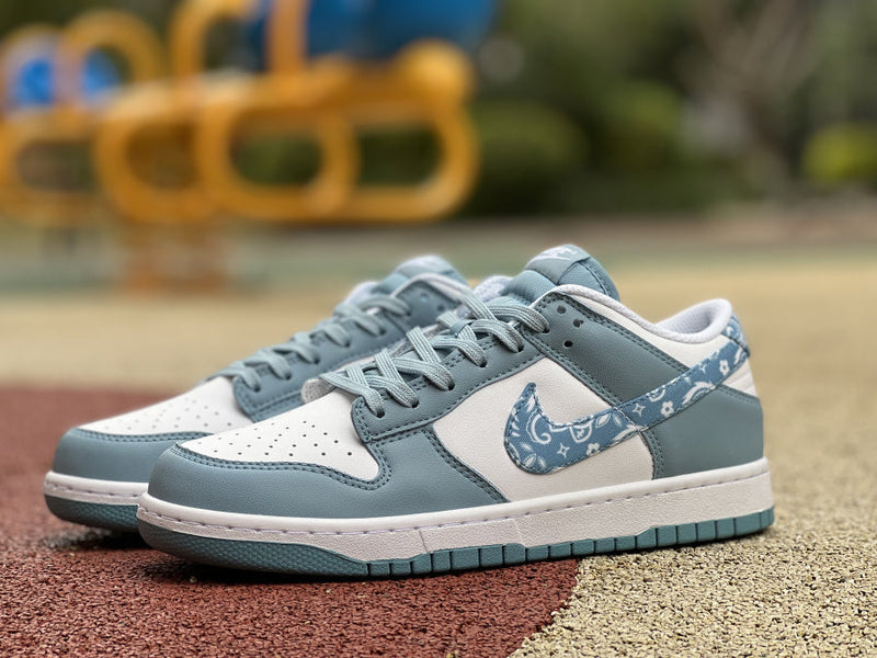 DUNK LOW BLUE PAISLEY